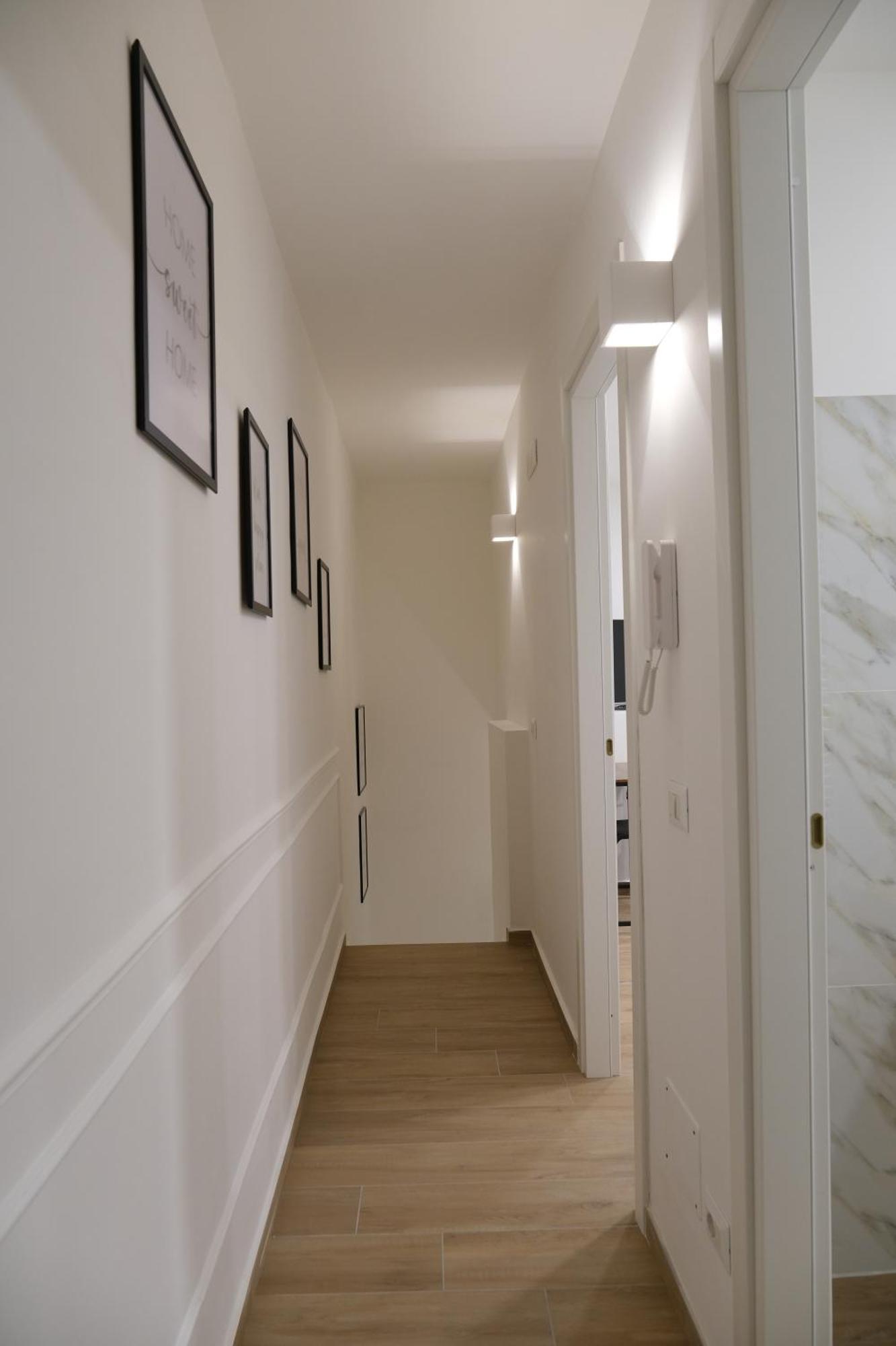 Toledo 292 Luxury House Apartment เนเปิลส์ ภายนอก รูปภาพ